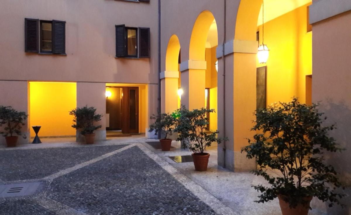 Suite Amedei4 Mailand Exterior foto